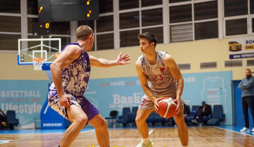 Daroslav Nikolaev Vutov